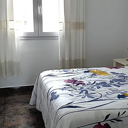 Comodo Cerca De La Playa, Solo Familias Y Parejas * Conil De La Frontera